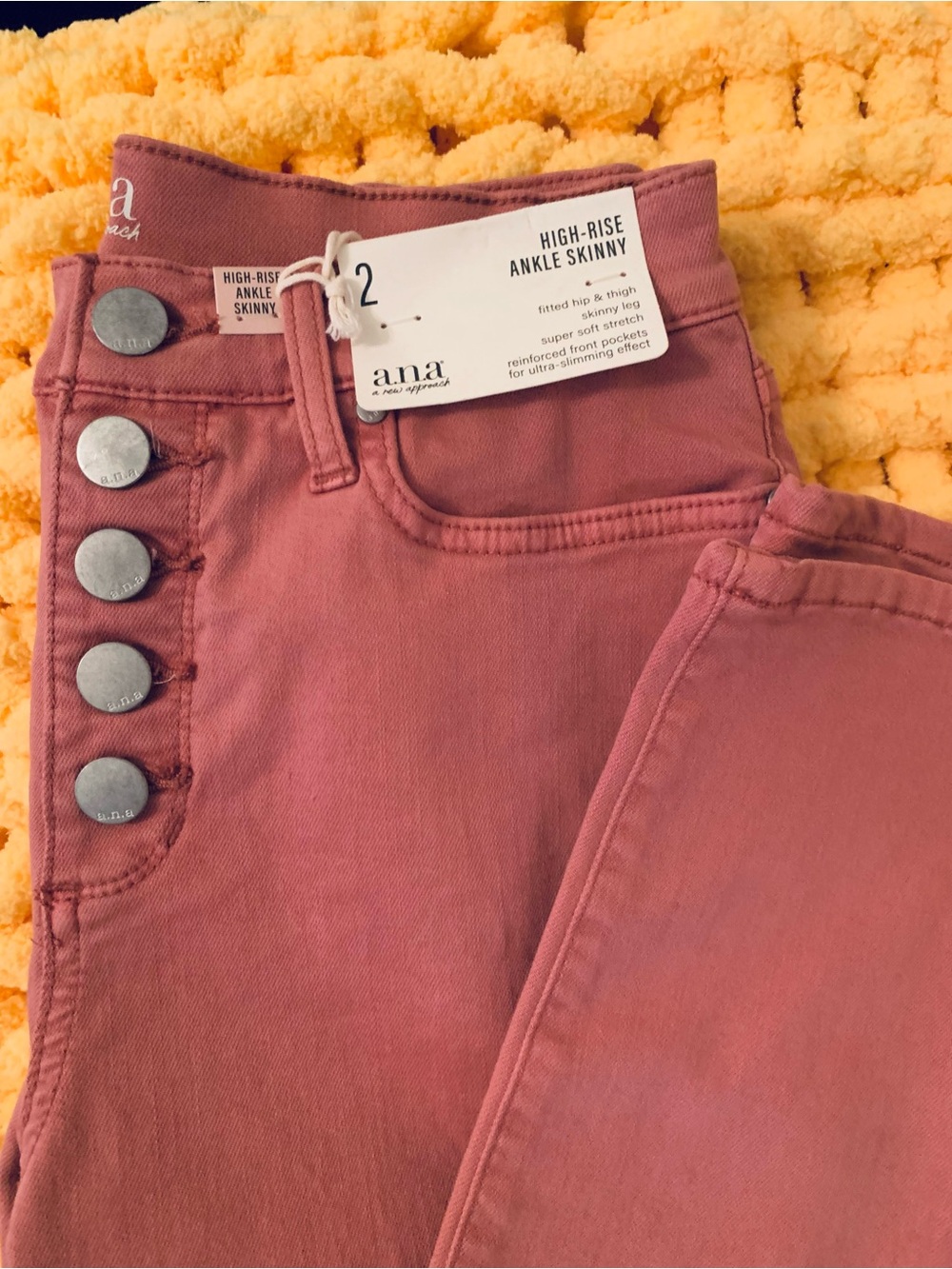 A.N.A.! NWT. HIGH-RISE, ANKLE SKINNY BUTTON UP JEANS. - Picture 5 of 9